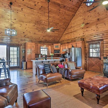 Luxury Pearcy Cabin With 5 Private Acres And Hot Tub! Exteriör bild